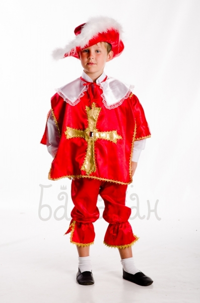 Guardsman warrior costume for a little boy